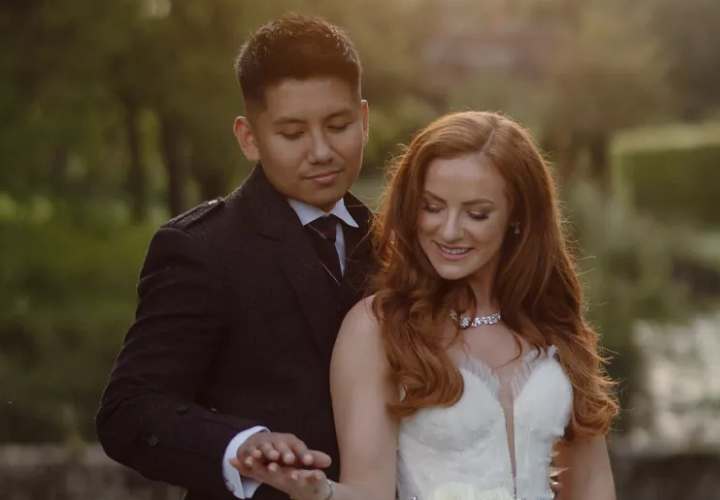 British singer Red married musician Mark Angels on July 17. (PHOTO: VIA PEOPLE, OLEGS & RITA PHOTOGRAPHY)