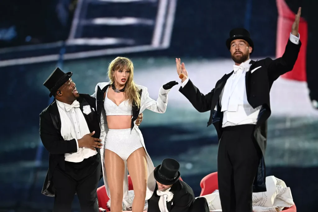 Kameron SaundersTaylor Swift and Travis Kelce during her Eras Tour Show at Wembley Stadium on June 23, 2024 in London, England. (PHOTO: VIA PEOPLE, Gareth Cattermole/TAS24/Getty)