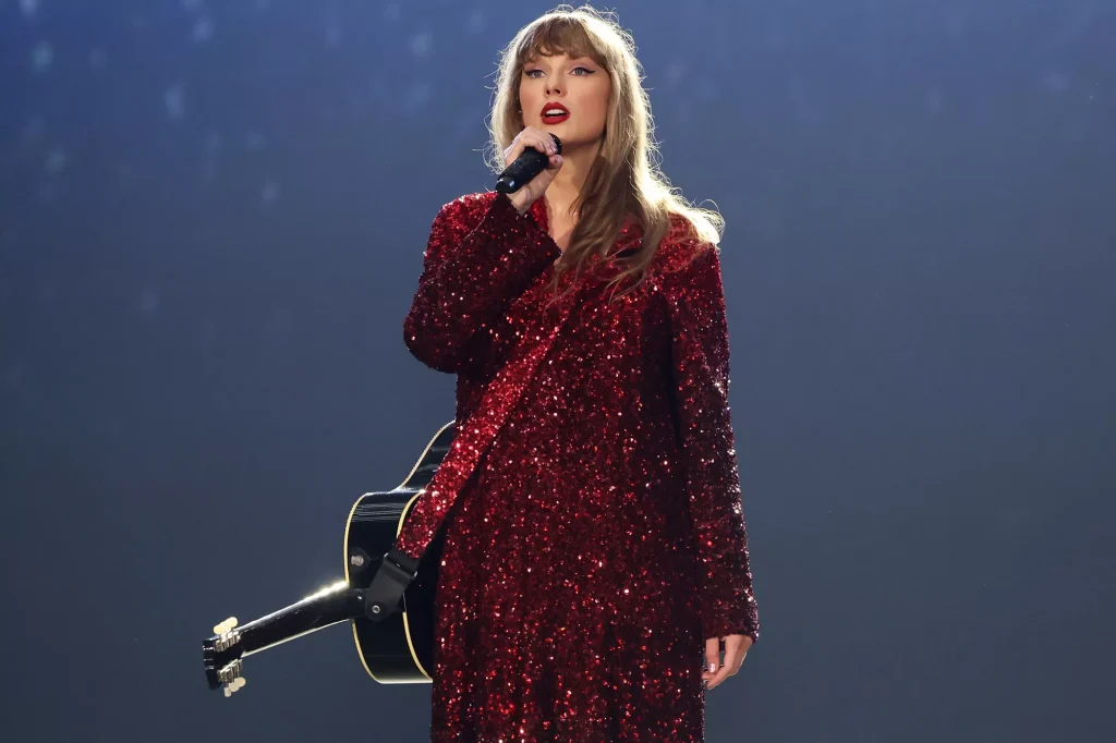 Taylor Swift on July 5, 2024, in Amsterdam, Netherlands. (PHOTO: VIA PEOPLE, Aldara Zarraoa/Getty)