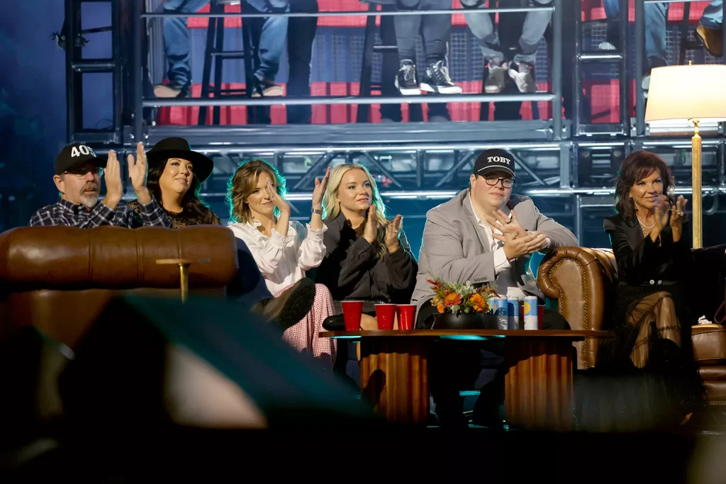 Tracy Keith, Krystal Keith, Shelley Covel, Haley Covel, Stelen Covel and Tricia Covel attend the taping of 'Toby Keith: American Icon.' (PHOTO: VIA PEOPLE, Jason Kempin/Getty)